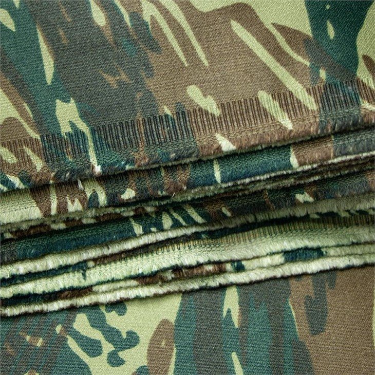 4(001)