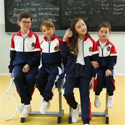 Barn vakre skoleuniformer setter engros